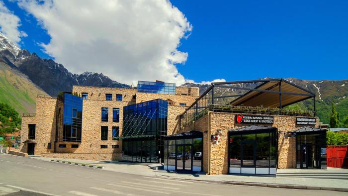 Porta Caucasia Kazbegi