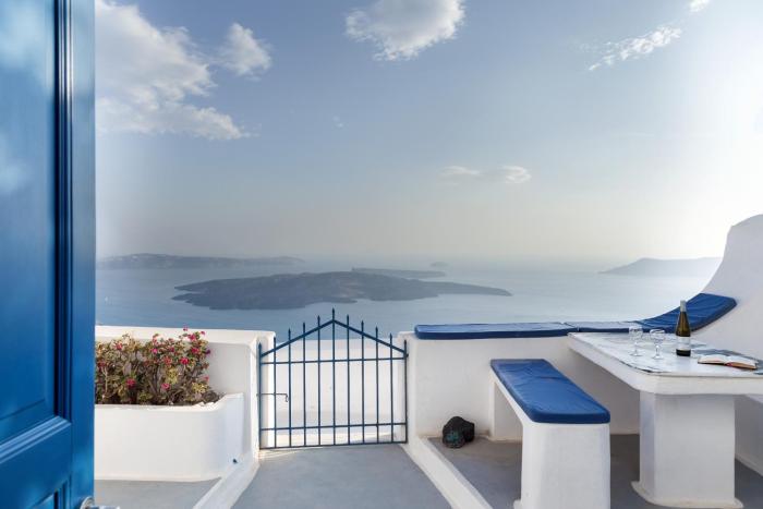 Andreas Cultural Cave House in Imerovigli, Santorini