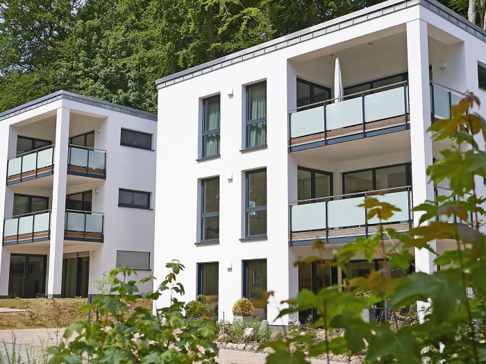 Haus Kap Arkona in Sellin - Fewo 02 mit Kamin und Terrasse