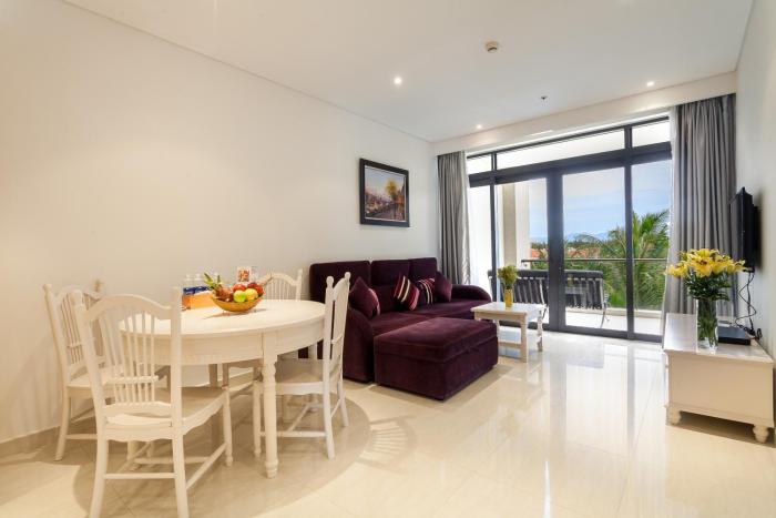 The Ocean Apartment IDCWH B302