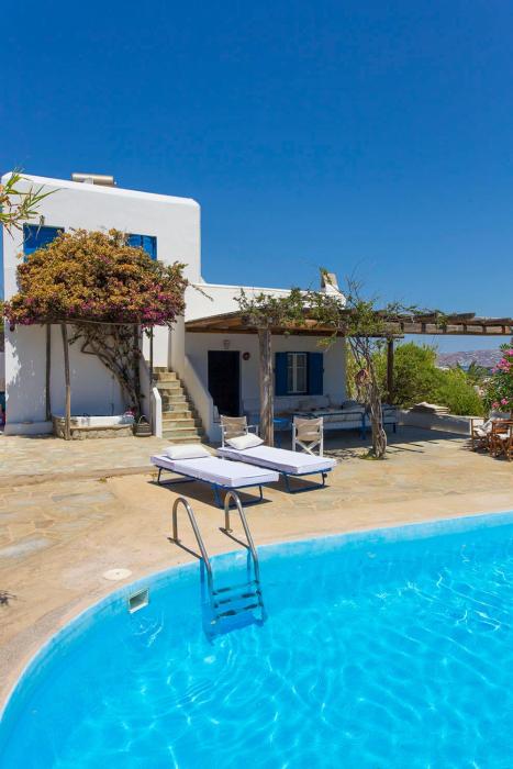 Traditional Mykonian Villa