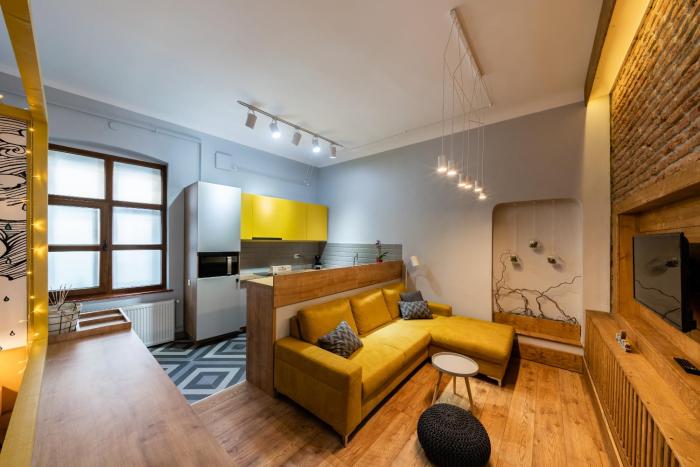 The yellow umbrella studio