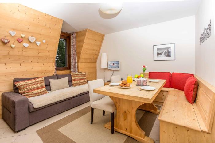 Le Paradis 18b - ChamonixYear