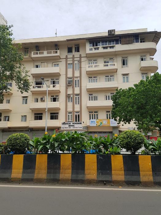 Chateau Windsor Hotel - Marine Drive