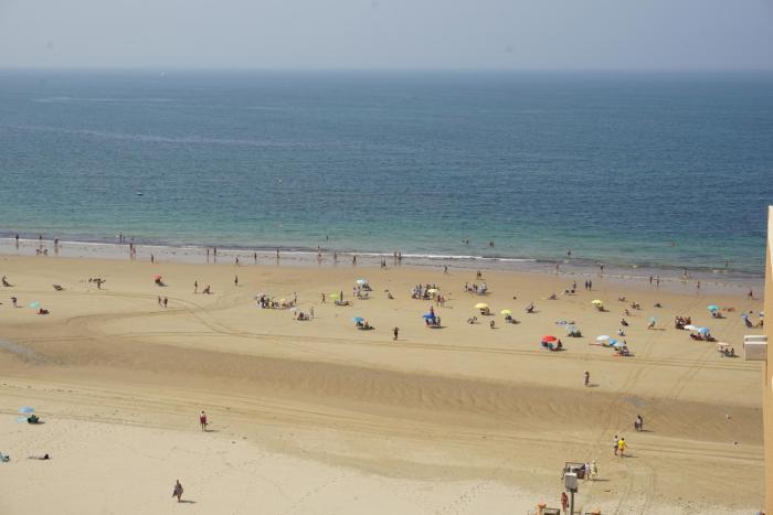 Apartamento La Mar de Cerca. Terraza vistas Mar. 1ª Linea Playa