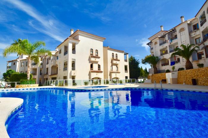 Renteando Albir Apartments