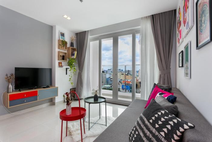 KIRAKUAN Precious COCOON , PoolGym