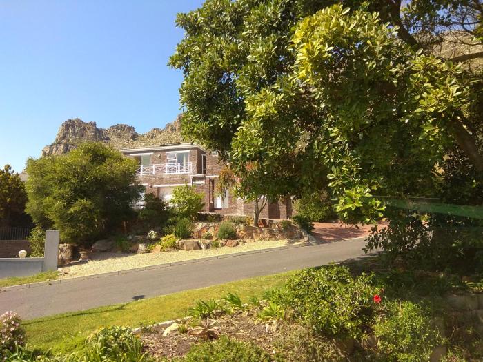 Spectrum of views near Muizenberg