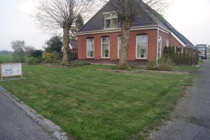 Camping Bron van Rust