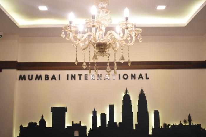Hotel Mumbai International