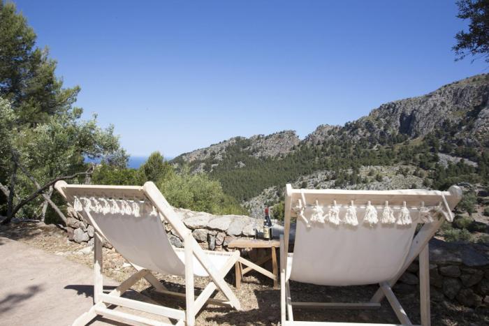 Es Coco Mountain Cottage in Sóller by PriorityVillas
