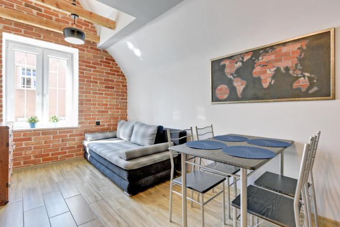 Hello Apartments Gdańsk Loft Swietego Ducha for up to 10 guests