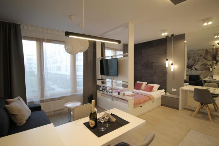 MAYS LUX APARTMENTS