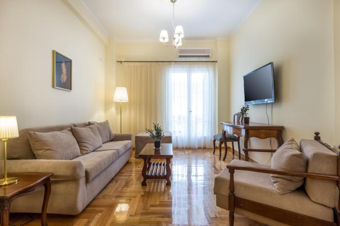 Chic flat in Kolonaki next to American Embassy