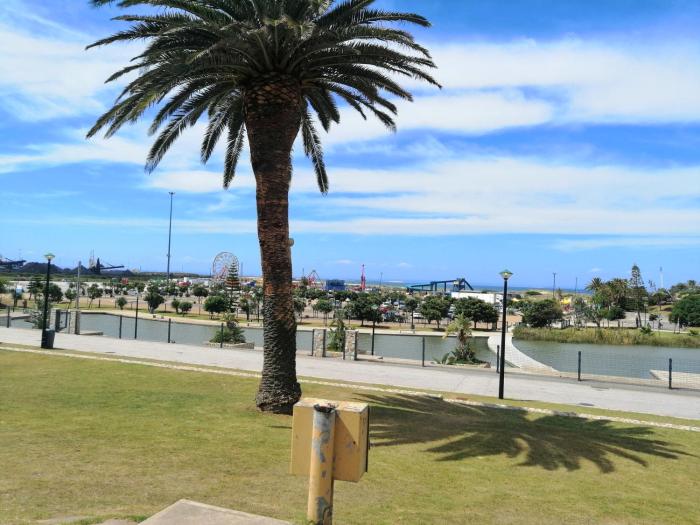 Malibu on Beach Road