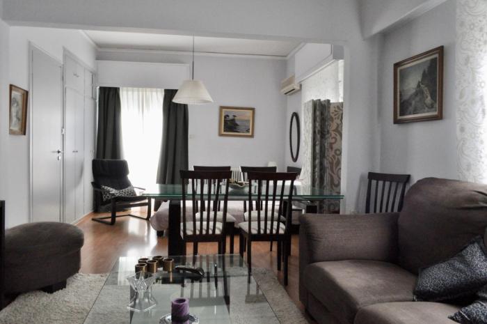 Awesome Home 3 from Metro (M3) Station Agia Paraskevi