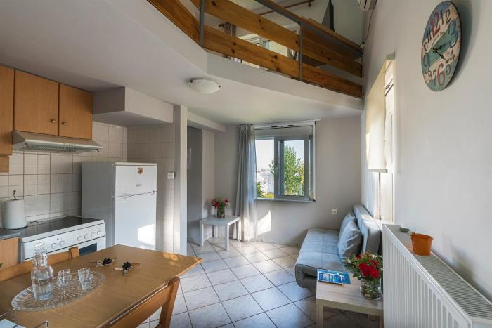 Athena Maisonette