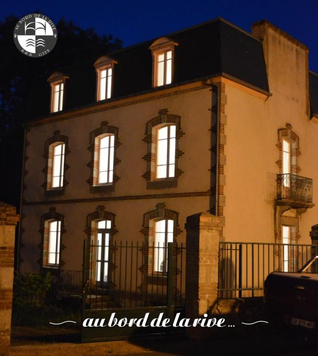 Au Bord de la Rive B&B