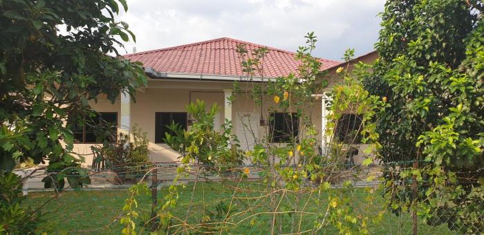 Dmerbau Homestay & Laman Kahwin Sg Buloh