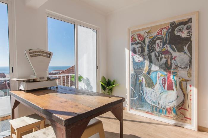 Joseph Bleck Tejo Stunning Views