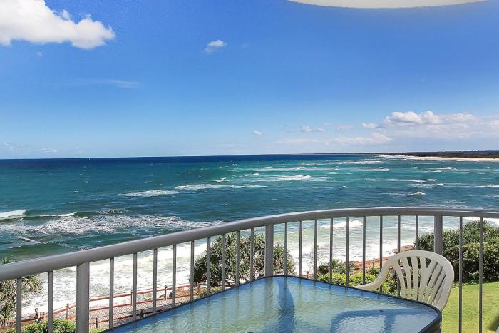 Monterey Lodge Unit 10 27 Warne Terrace Kings Beach