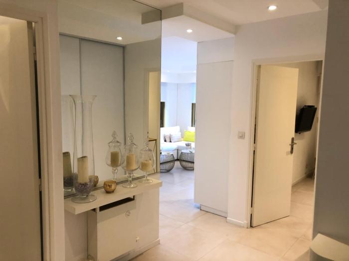 Luxe apartment center 6pers 300m2 privare garden