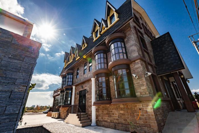 Hogwarts Castle Guest House