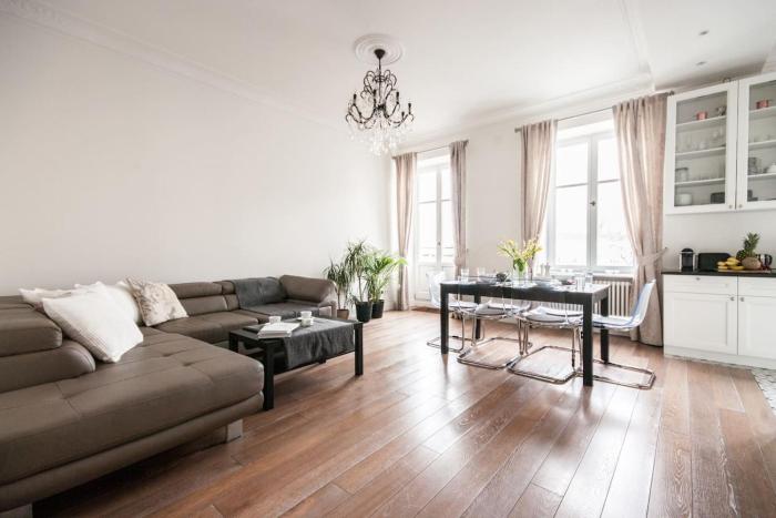 oompH Dobra Warsaw Central Luxurious 3 Bedroom Apartment