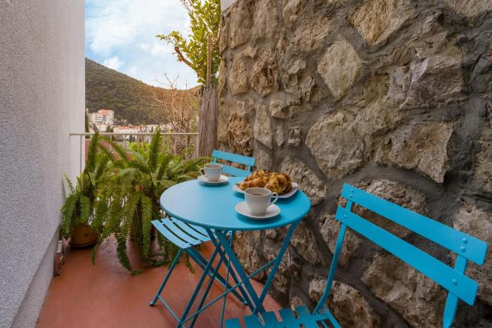 Art Apartment "MareSol"