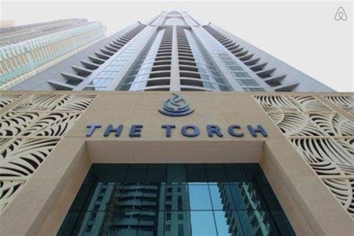 Luton Vacation Homes - The Marina Torch - Sea view - 64AB07