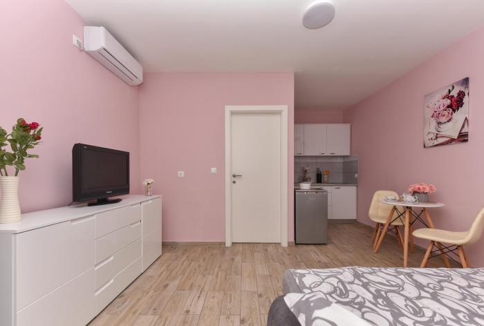 Studio Apartment Deluxe