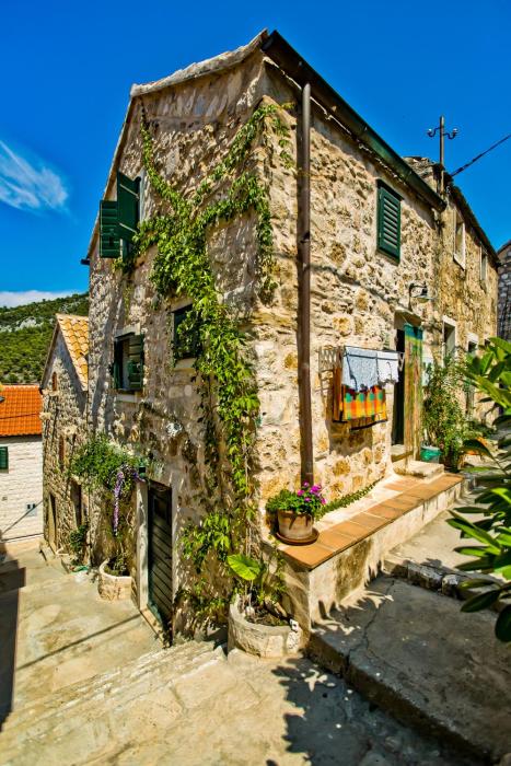 Central Cosy Stone House