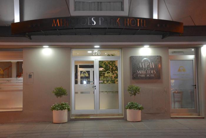 Mercedes Park Hotel
