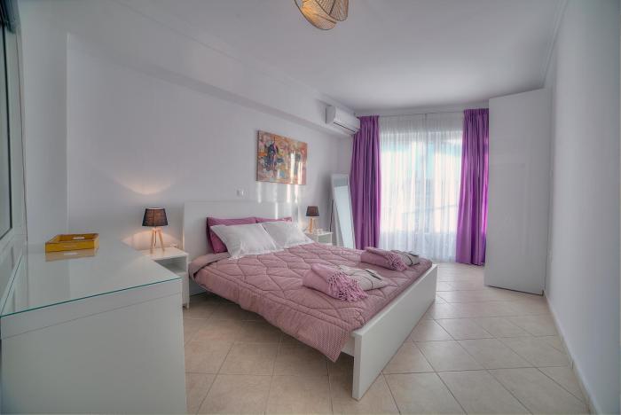 Downtown Glyfada smart apartment