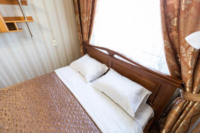 Центр Метро Печерск ул Арсенальная 20