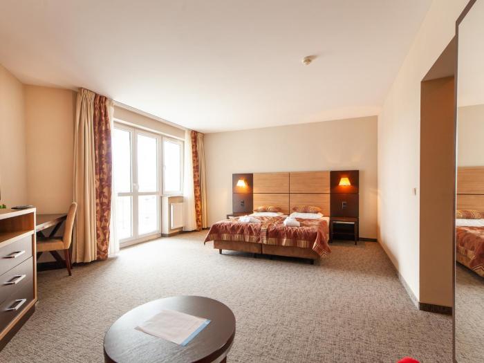 Apartament hotelowy Delux w Kołobrzegu Basen dla 2 osób w cenie Rabat od 10 procent za 4 dni do 40 procent za 30 dni
