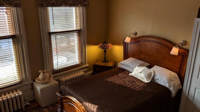 McGees Inn
