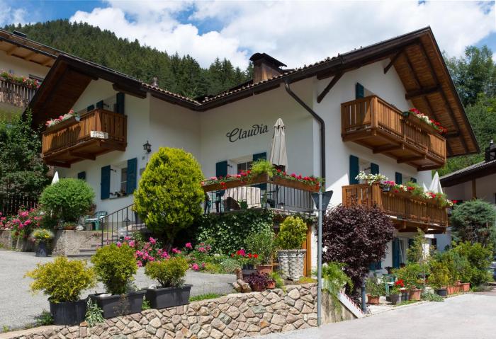 Haus Claudia B&B