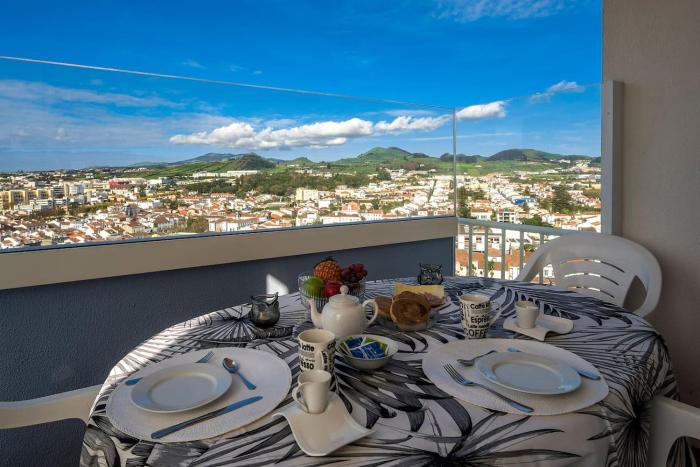 Azores 19th Floor (180º ocean & city view)