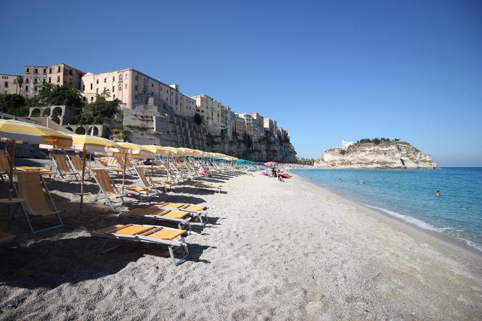 Le Roccette Mare Beach Hotel & Restaurant