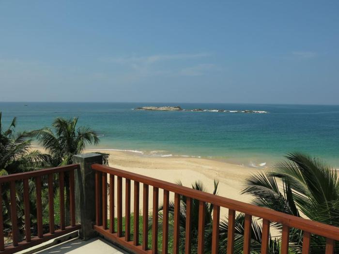 Villa Beach Road Ambalangoda