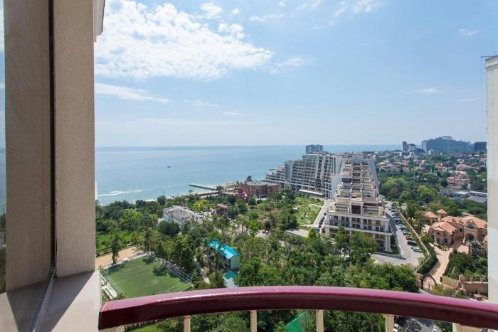 Arkadia Pearl Apartment