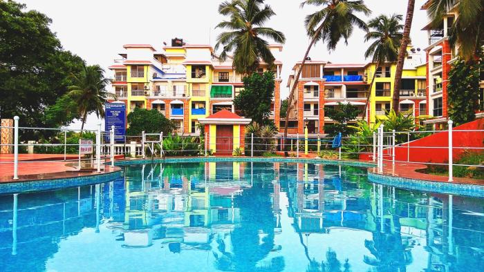 Comfy 2BHK Pool facing Full Aircon Apt in Candolim