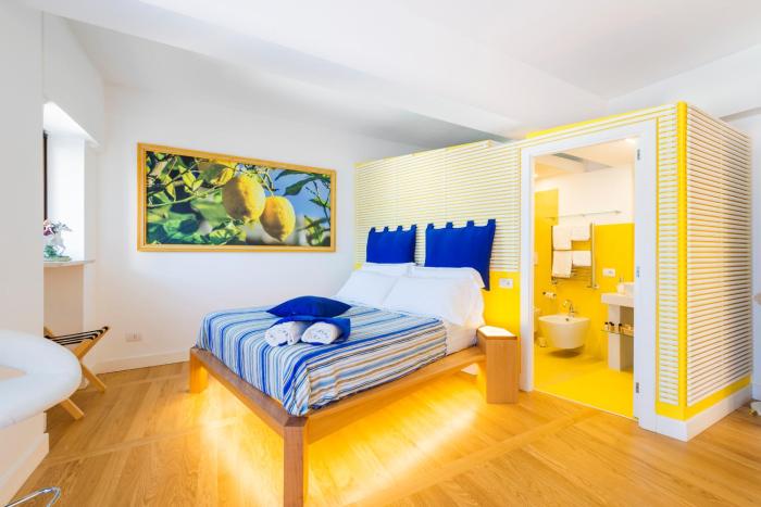 Luiselle Charming Accommodation Sorrento City Center
