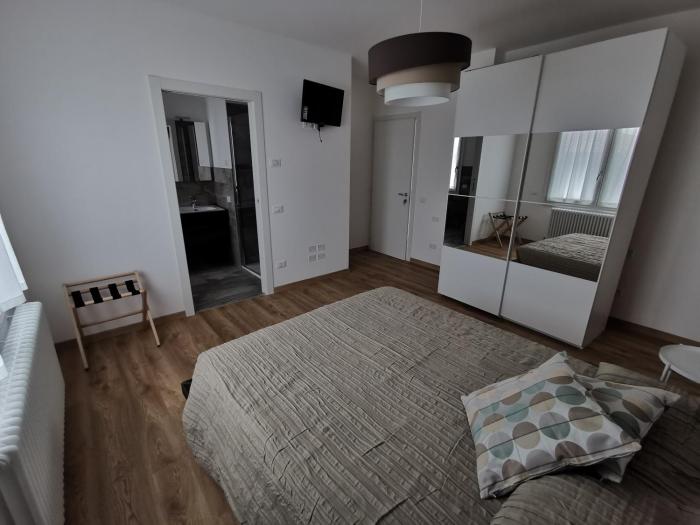 DESDEMA & OPERA Rooms