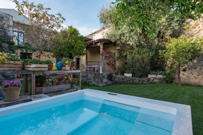 Il Pozzo e lUlivo - just 200 meters from the Metro -