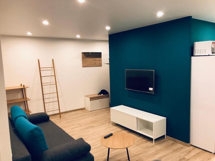 TF Apartment світло 24 на 7 двокімнатні апартаменти в центрі міста