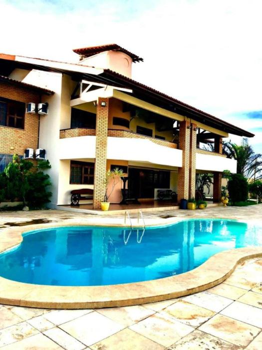 Mansão Memphis 10 Suítes a 150 metros do Mar e Beach Park