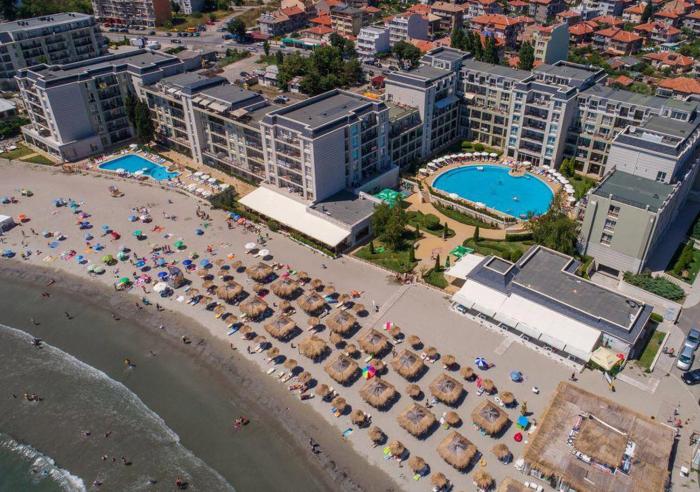 Festa Pomorie Apartments
