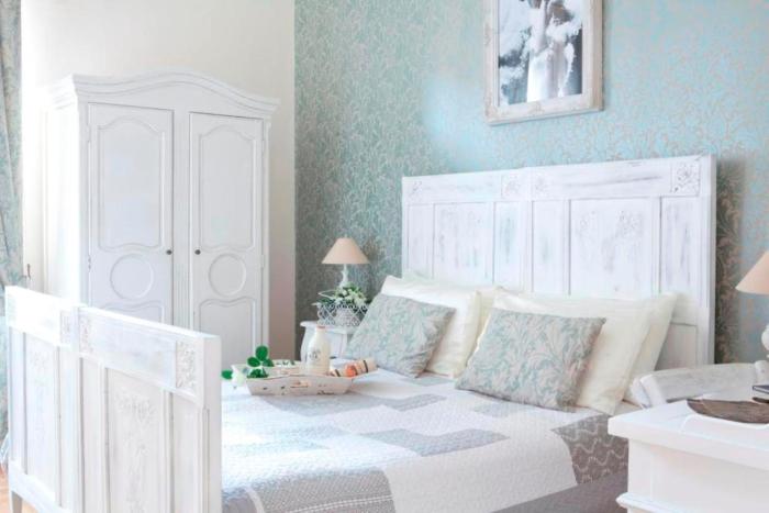 Bed and Breakfast 30